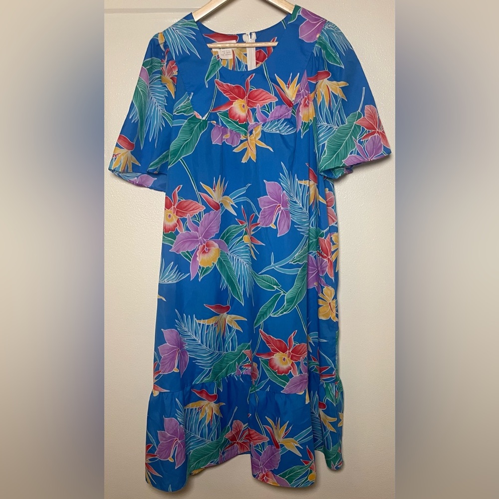 Hookano Vintage Hawaiian Dress